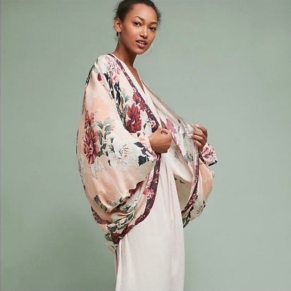 Anthropologie Floreat Floral Kimono